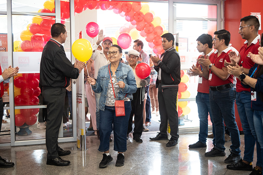 POR PRIMERA VEZ LLEGA SUPERMERCADOS AKÍ A LA CIUDAD DE MACAS ESTE 26 DE JULIO